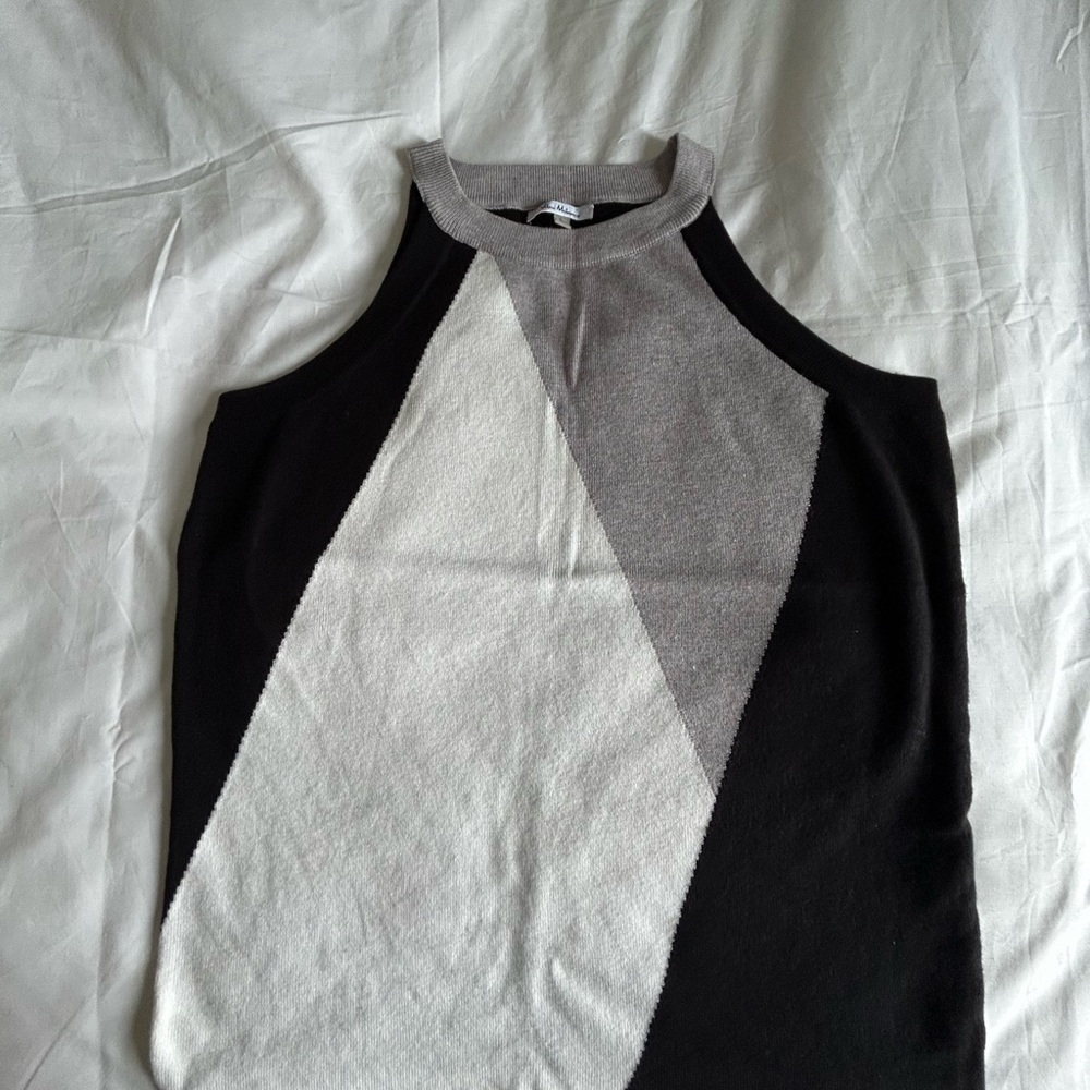 Milano Sleeveless Knit Top in Black, White & Gray